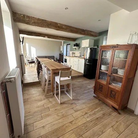 De Groupe Confortable Et Lumineux - La Ferme De Montigny Holiday home Neauphe-Sur-Dive
